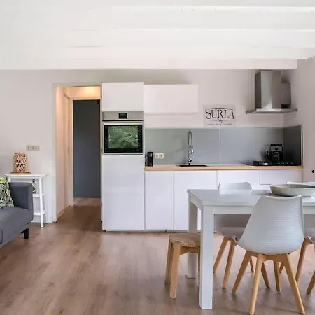 6-pers Houseboat 船屋 *